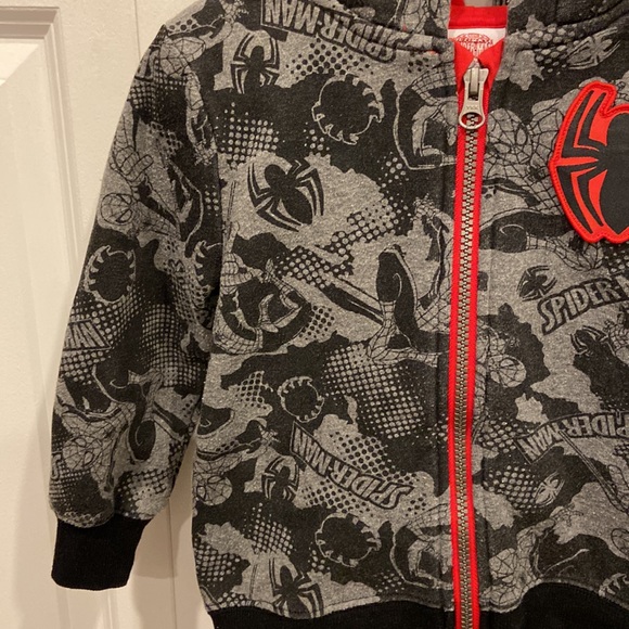 Marvel Spider-Man Black & Grey Hoodie - Picture 4 of 7